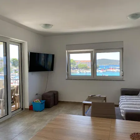 Cap Adria Apartments- Beachfront, Private Swimming Pool, Near Sibenik *
