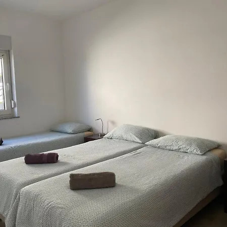 Cap Adria Apartments- Beachfront, Private Swimming Pool, Near Sibenik *