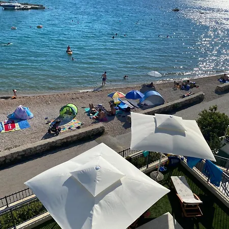 Cap Adria Apartments- Beachfront, Private Swimming Pool, Near Sibenik *